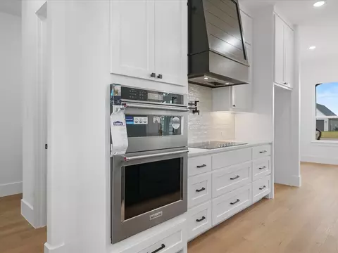Kitchen - 3209 Willow Rd, Celeste, TX 75423 photo 3 of 4