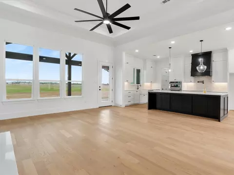 Living - 3209 Willow Rd, Celeste, TX 75423 photo 3 of 4