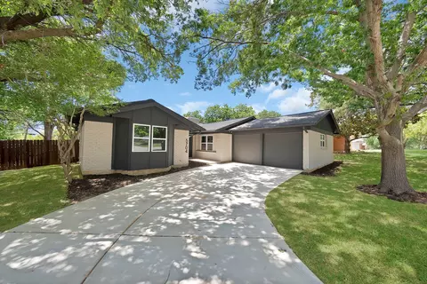 5704 Wessex Ave, Fort Worth, TX 76133