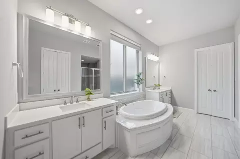 Bath - 3780 Newburn St, Prosper, TX 75078 photo 2 of 3