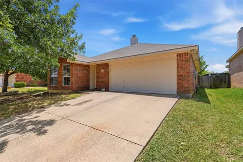 13021 Evergreen Dr, Fort Worth, TX 76244