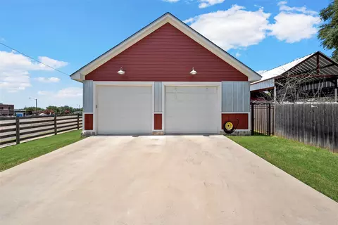 Exterior - 3226 Pine Ave, Waco, TX 76708 photo 7 of 7