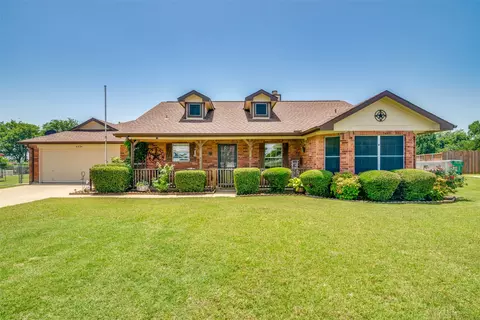 6626 Meadow Ridge Cir, Nevada, TX 75173