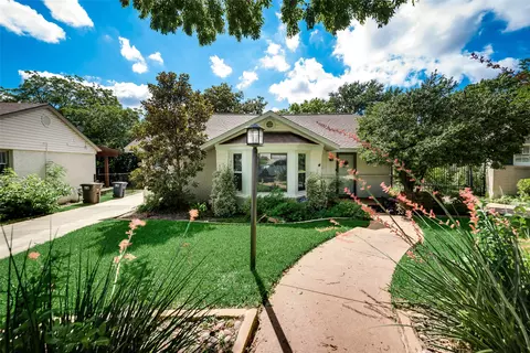 2536 Walsh Ct, Fort Worth, TX 76109