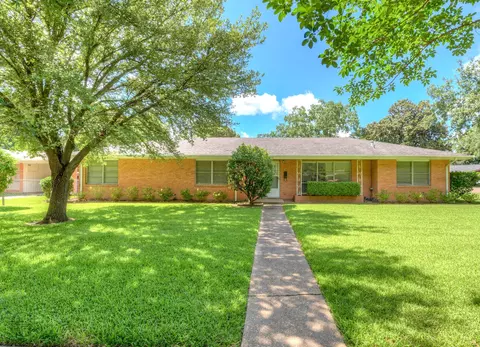 801 Lark Ave, Shreveport, LA 71105