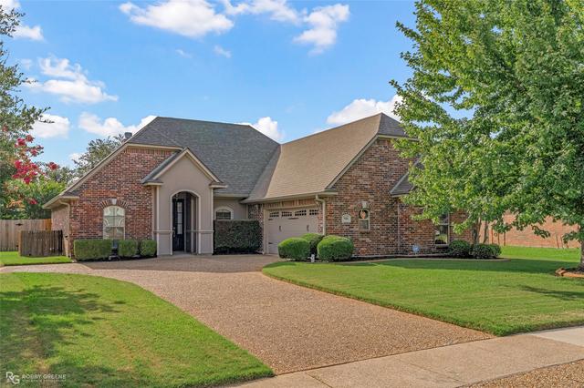 516 Brompton Ln, Bossier City, LA 71111