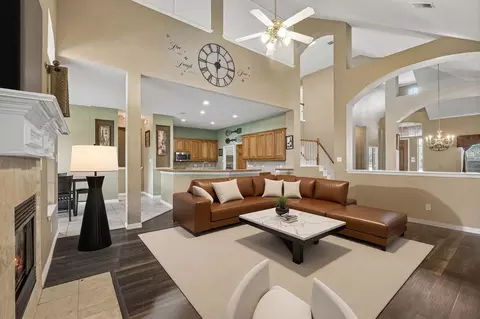 4315 Palmer Dr, Mansfield, TX 76063