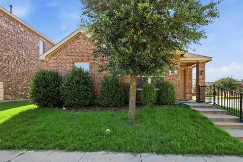 1235 Acmite Ave, Cross Roads, TX 76227