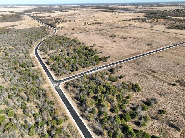 000 Channing Ln, Wills Point, TX 75169