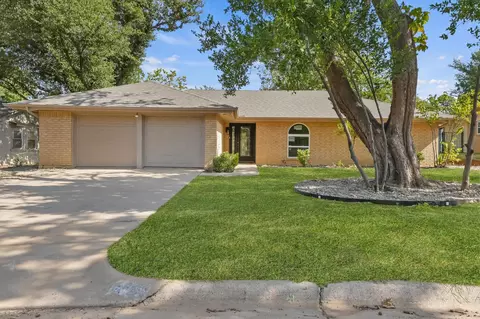 6451 Franwood Ter, Fort Worth, TX 76112