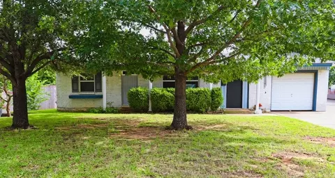 Other - 1105 Glenn Dr, Euless, TX 76039 photo 1 of 5
