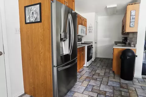 Kitchen - 1105 Glenn Dr, Euless, TX 76039 photo 1 of 1