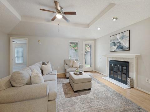 2519 Beverly Hills Ln, Mesquite, TX 75150