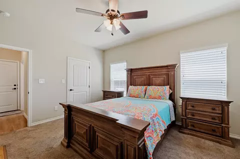 Bedroom - 816 E Northside Dr, Pilot Point, TX 76258 photo 3 of 6