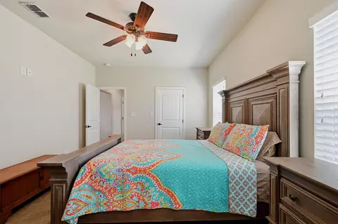 Bedroom - 816 E Northside Dr, Pilot Point, TX 76258 photo 4 of 6