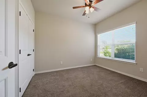 Bedroom - 816 E Northside Dr, Pilot Point, TX 76258 photo 5 of 6