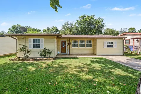 2520 Collingwood Dr, Farmers Branch, TX 75234