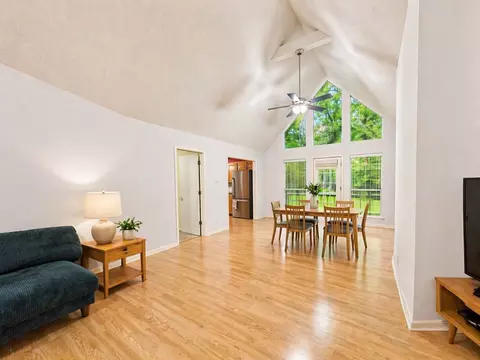 153 Candlelight Cv, Holly Lake Ranch, TX 75765