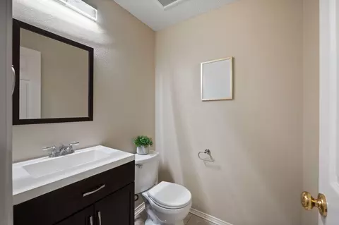 2324 Compton Dr, Plano, TX 75025 photo 9