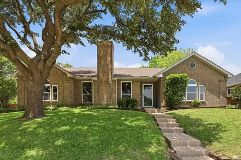 1017 Spicewood Dr, Plano, TX 75025
