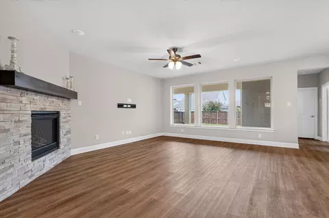 Living - 9205 Lamar St, Rowlett, TX 75089 photo 1 of 4
