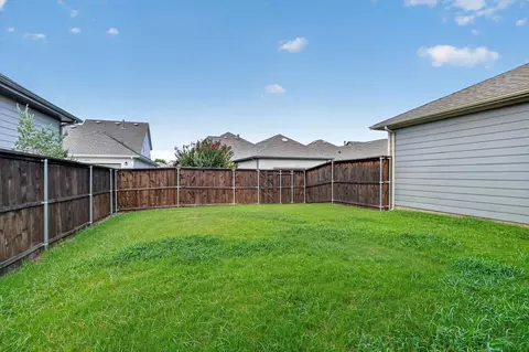 Exterior - 9205 Lamar St, Rowlett, TX 75089 photo 6 of 11