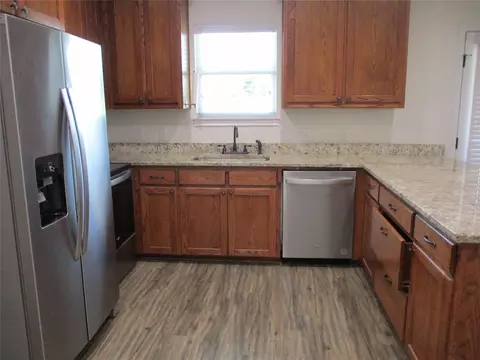 Kitchen - 148 Mill St, Emory, TX 75440 photo 2 of 3