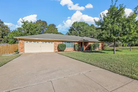 6016 Winifred Dr, Fort Worth, TX 76133