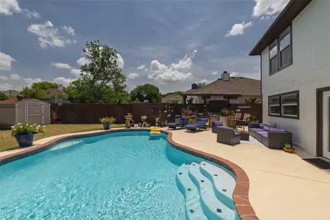 5916 Wisdom Creek Dr, Dallas, TX 75249
