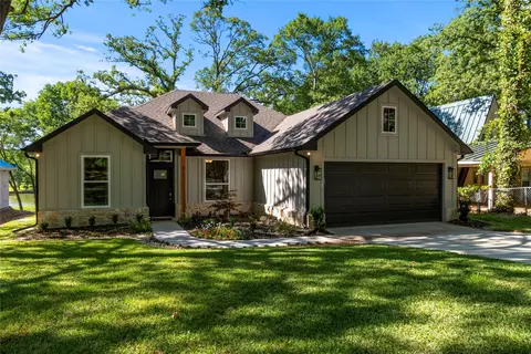 225 Ben Lacy Dr, Gun Barrel City, TX 75156