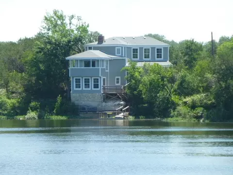 130 Lakeview Trl, Weatherford, TX 76087