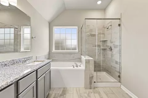Bath - 3228 Dottavio Rd, Lorena, TX 76655 photo 2 of 4