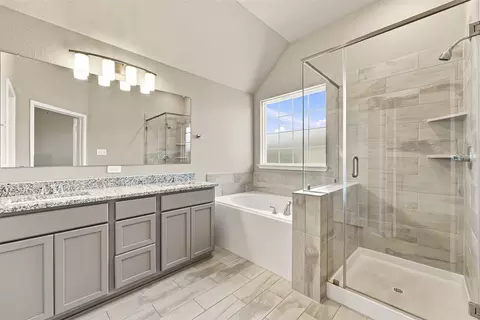 Bath - 3228 Dottavio Rd, Lorena, TX 76655 photo 1 of 4