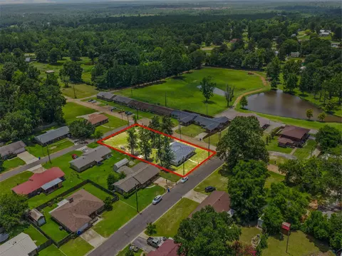 607 W Campbell Rd, Linden, TX 75563