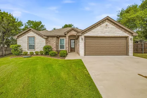 5018 San Marcos Dr, Granbury, TX 76048