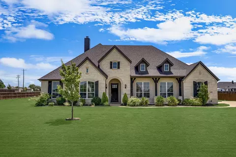 610 Cimarron Meadows Dr, Waxahachie, TX 75167