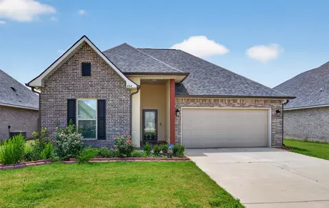 404 Blanchard Loop, Bossier City, LA 71111