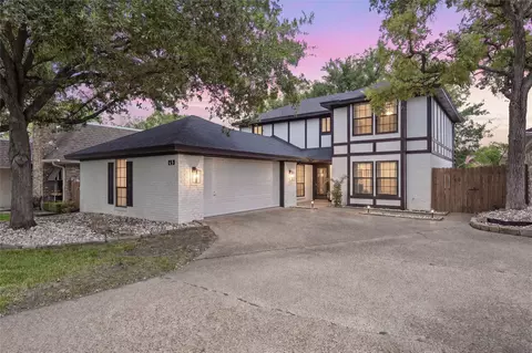 49 Sugar Crk, Woodway, TX 76712