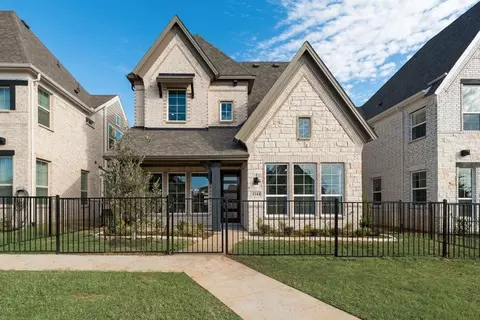 Exterior - 1525 Euclid Aly, Corinth, TX 76208 photo 2 of 2