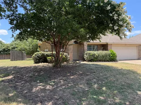 8508 Thicket Ct, Fort Worth, TX 76123