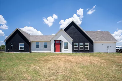 311 Dobbs Trl, Springtown, TX 76082
