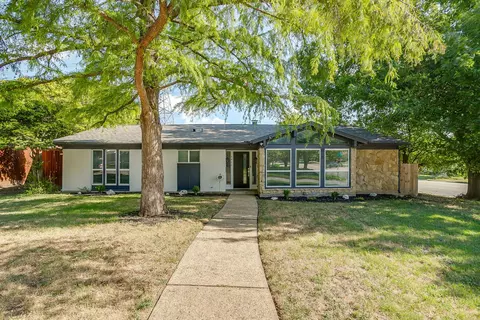 6400 Winn St, Fort Worth, TX 76133