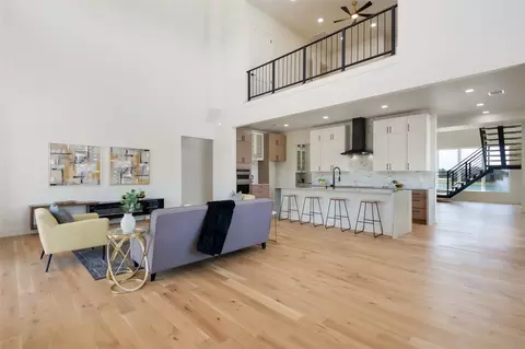 Living - 349 Valley Trl, Red Oak, TX 75154 photo 3 of 3