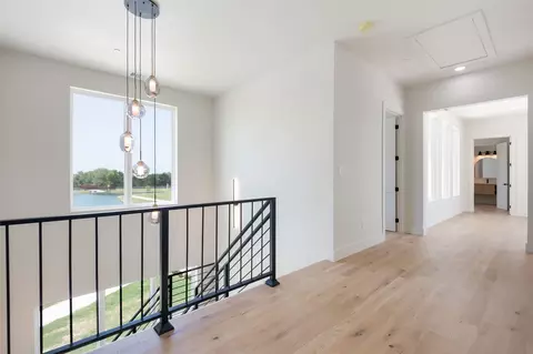 Entry Way - 349 Valley Trl, Red Oak, TX 75154 photo 2 of 2