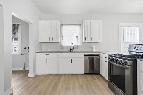 Kitchen - 2012 N 5th St, Waco, TX 76708 photo 1 of 3