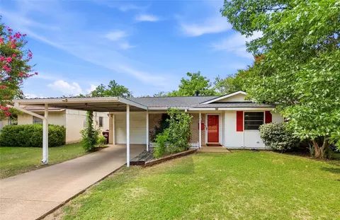 3005 18th St, Plano, TX 75074