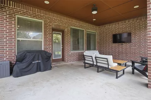 Exterior - 1509 11th St, Argyle, TX 76226 photo 2 of 7
