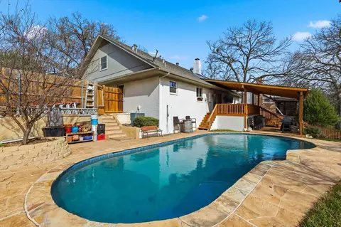 2703 Chinquapin Oak Ln, Arlington, TX 76012