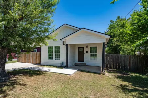 1920 S 18th St, Waco, TX 76706