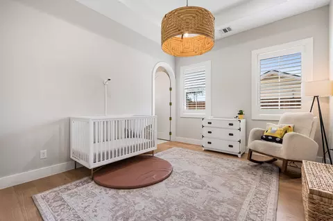 Other - 814 E Wall St, Grapevine, TX 76051 photo 5 of 9